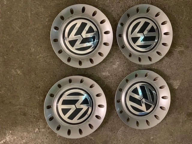 Tutti pezzi di ricambio auto: Räder Deckel VW – Usato da Horw venduto da joa62