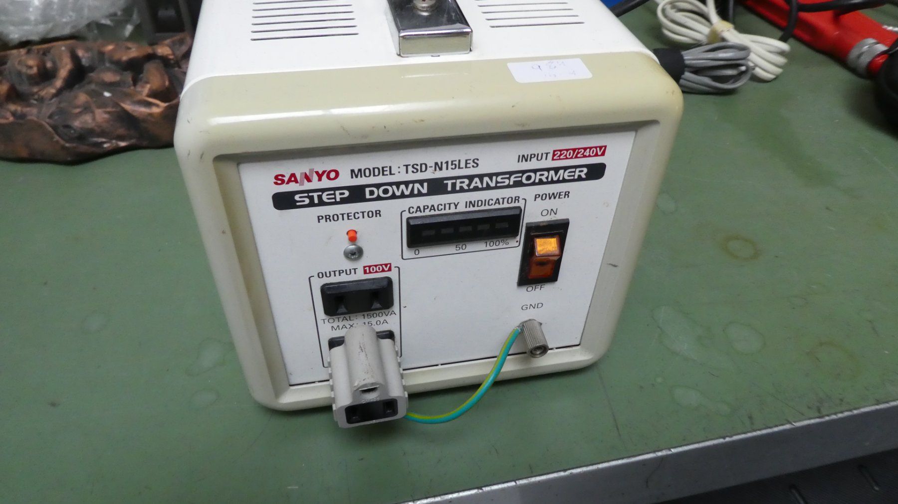 Elektronikbauteile: Transformator (240/220 => 100 V, 1500 Watt) Candycab – Gebraucht aus Lausen von Vectrex1