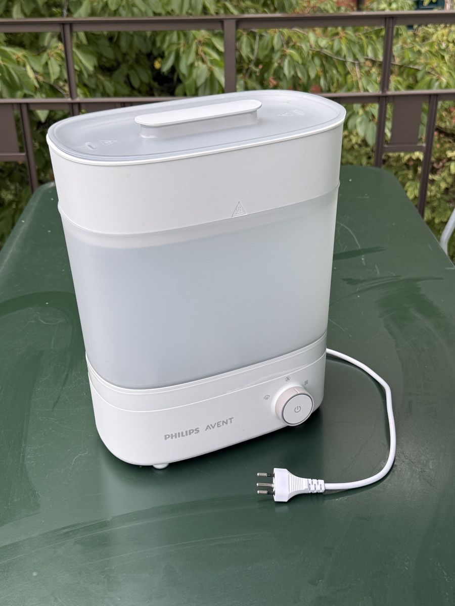 Avent Baby-Mahlzeiten: Avent Flaschensterilisator – Gebraucht aus Zürich von Mitch3000