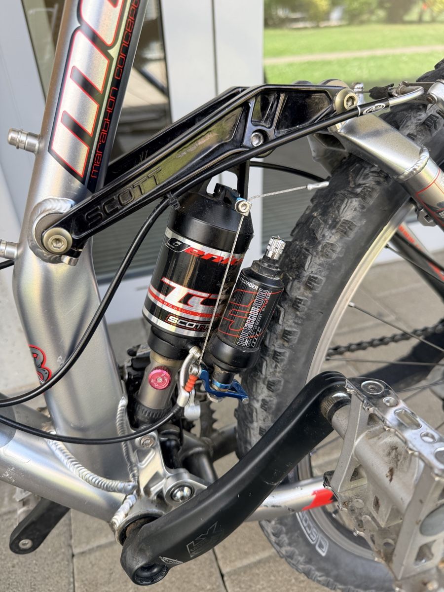 Scott Biciclette: Scott Genius MC50 MTB – Usato da Wettingen venduto da fapppio28 1