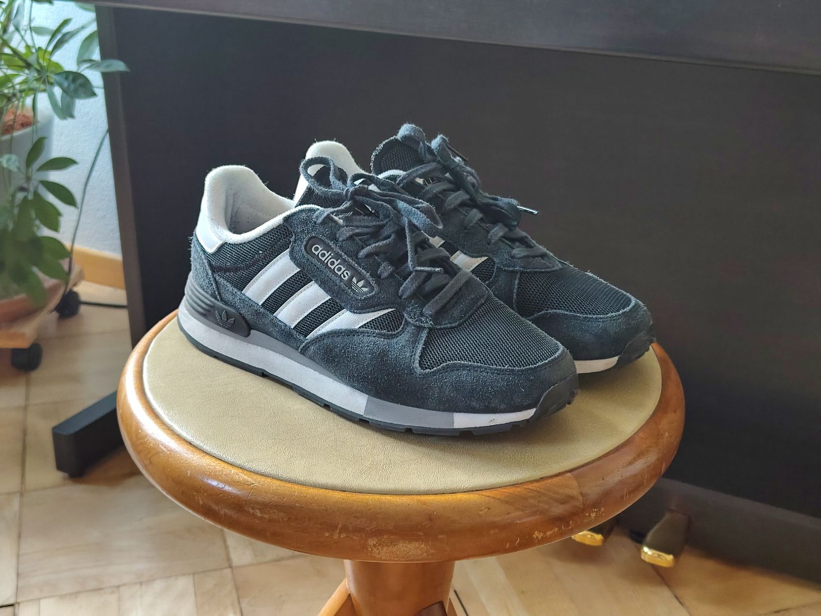 Adidas Scarpe da uomo: Adidas Sneakers 42 2/3 – Usato da Solothurn venduto da zsines