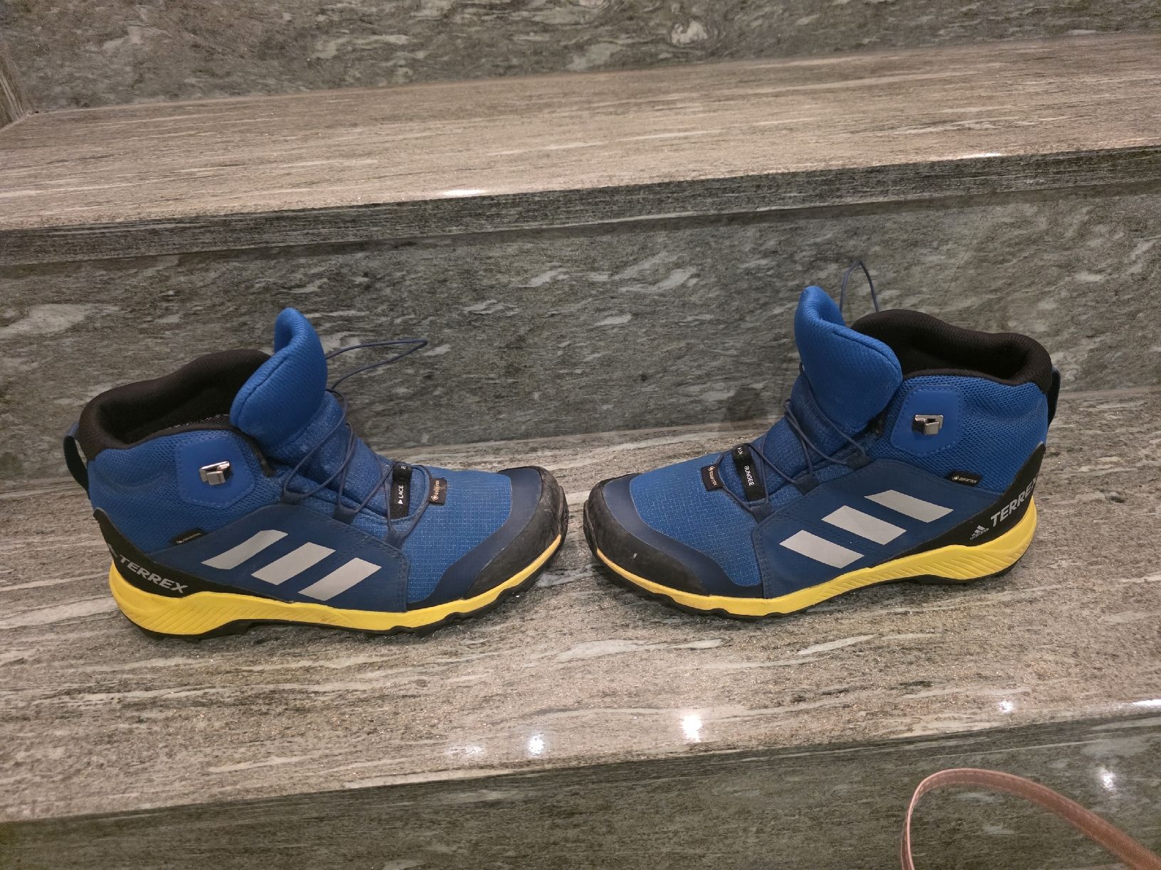 Adidas Scarpe per ragazzi: adidas terrex, gore tex, Grösse 38 – Nuovo (secondo la descrizione) da Mollis venduto da DaKo79 1