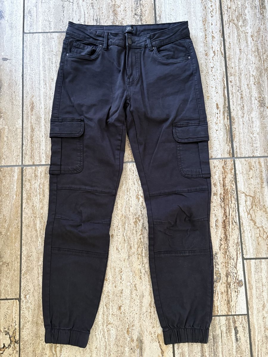 Only Pantaloni: Only Hosen Grösse M – Usato da Nürensdorf venduto da Yellowstone09 3