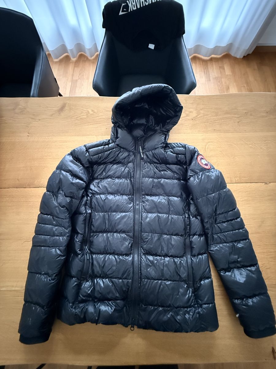Canada Goose Giacche: Canada Goose Daunenjacke Gr. M – Usato da Signau venduto da saendu9797