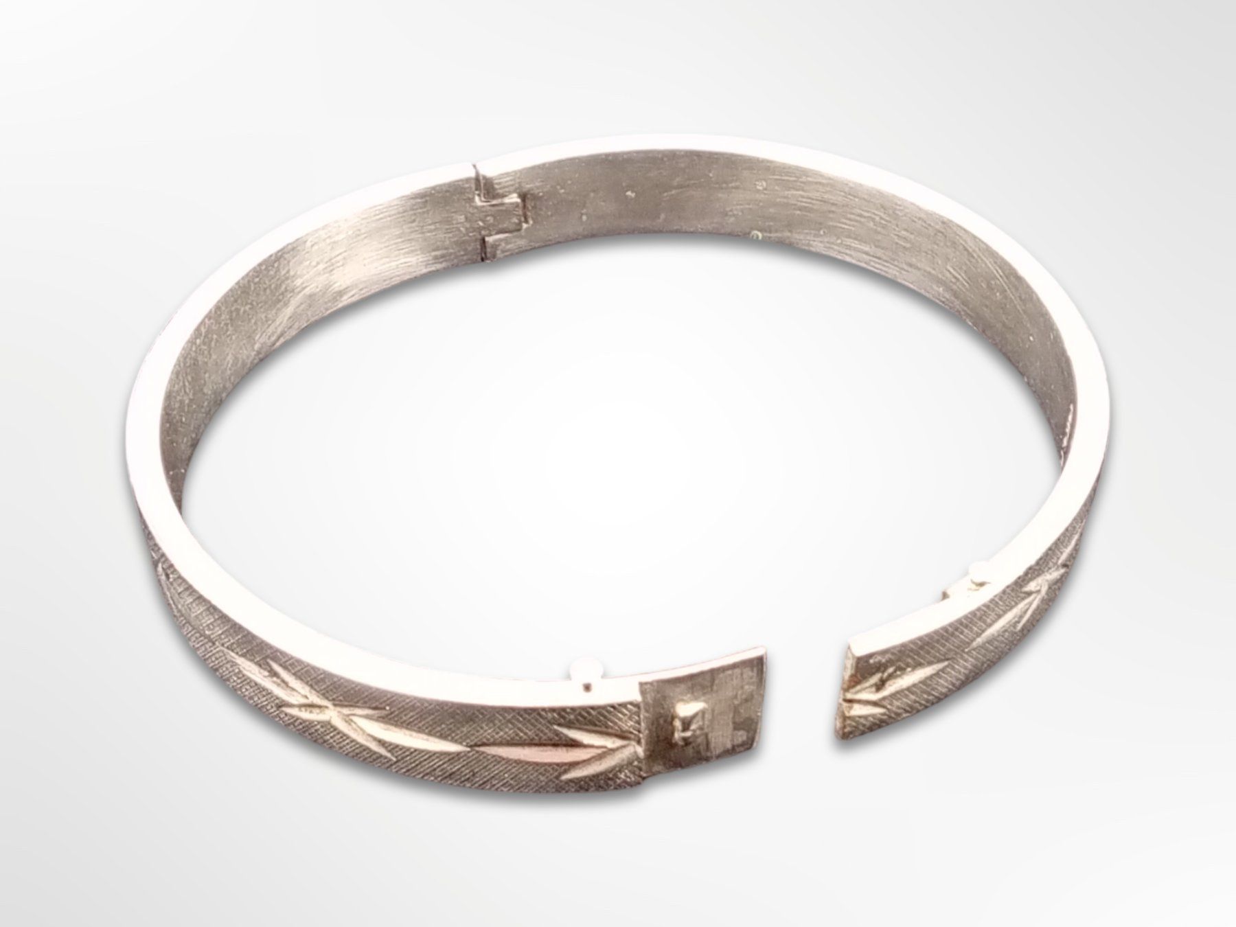 Bracciali & Braccialetti: Vintage-Armband mit Sternenschliff – Usato da Suhr venduto da Restwert_Suhr 3