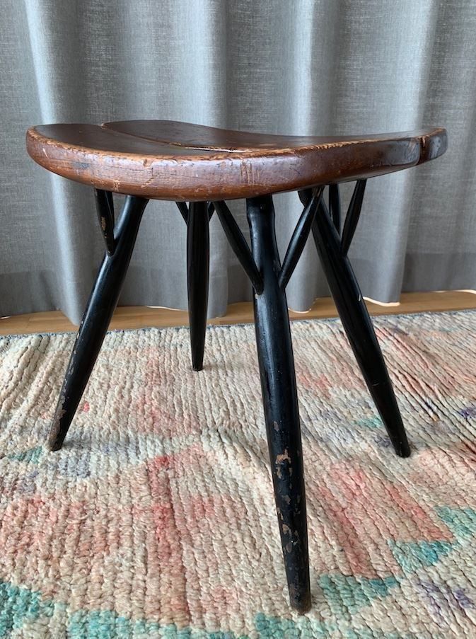 Stühle: Ilmari Tapiovaara Pirkka stool – Gebraucht aus Bern von Zmodern_VIN 2