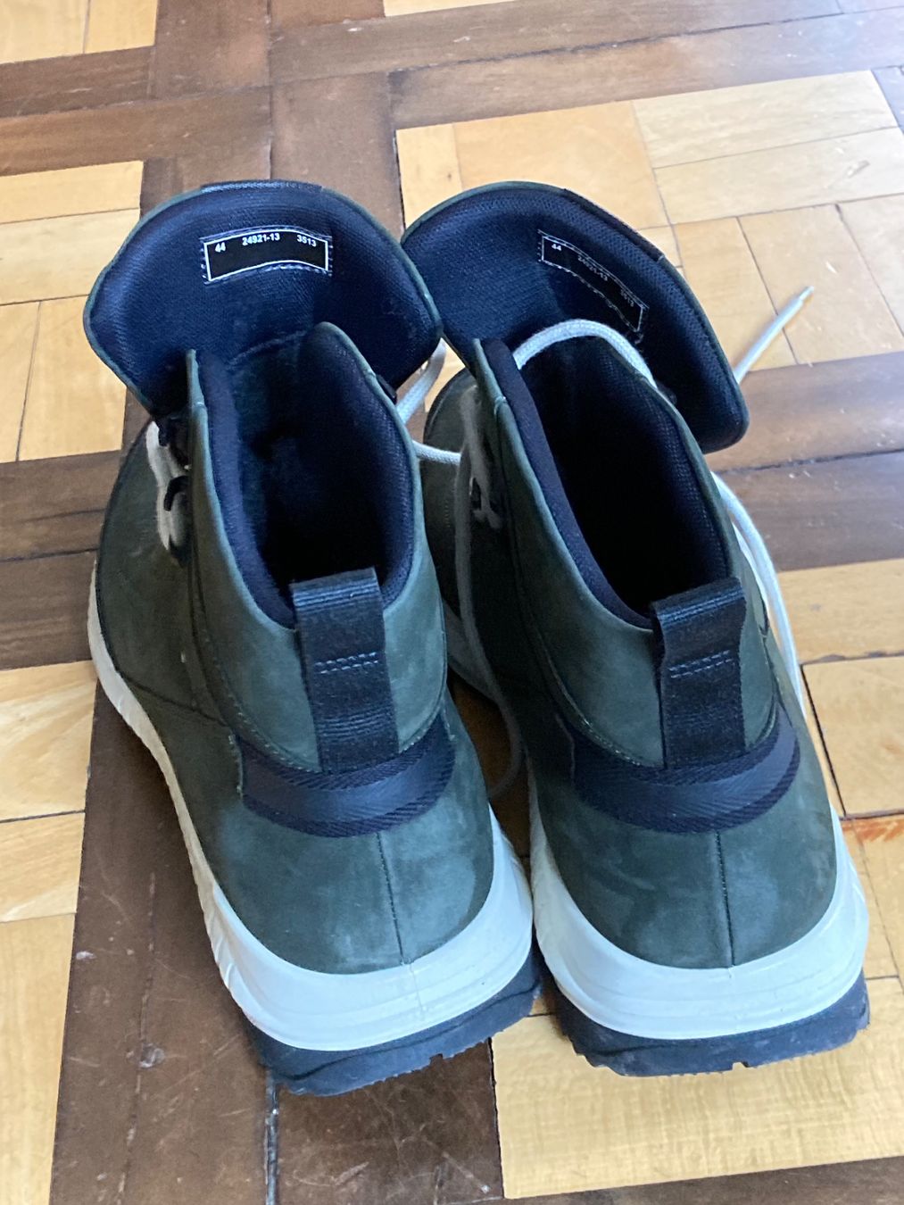 Lloyd Scarpe da uomo: Lloyd ELVIN Wildleder-Stiefel mit Warmfutter, grün, Gr. 44 – Usato da Zürich venduto da furstmyschkin 1