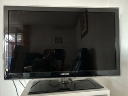 Fernseher Samsung  36 Zoll  mit Fernbedienung 