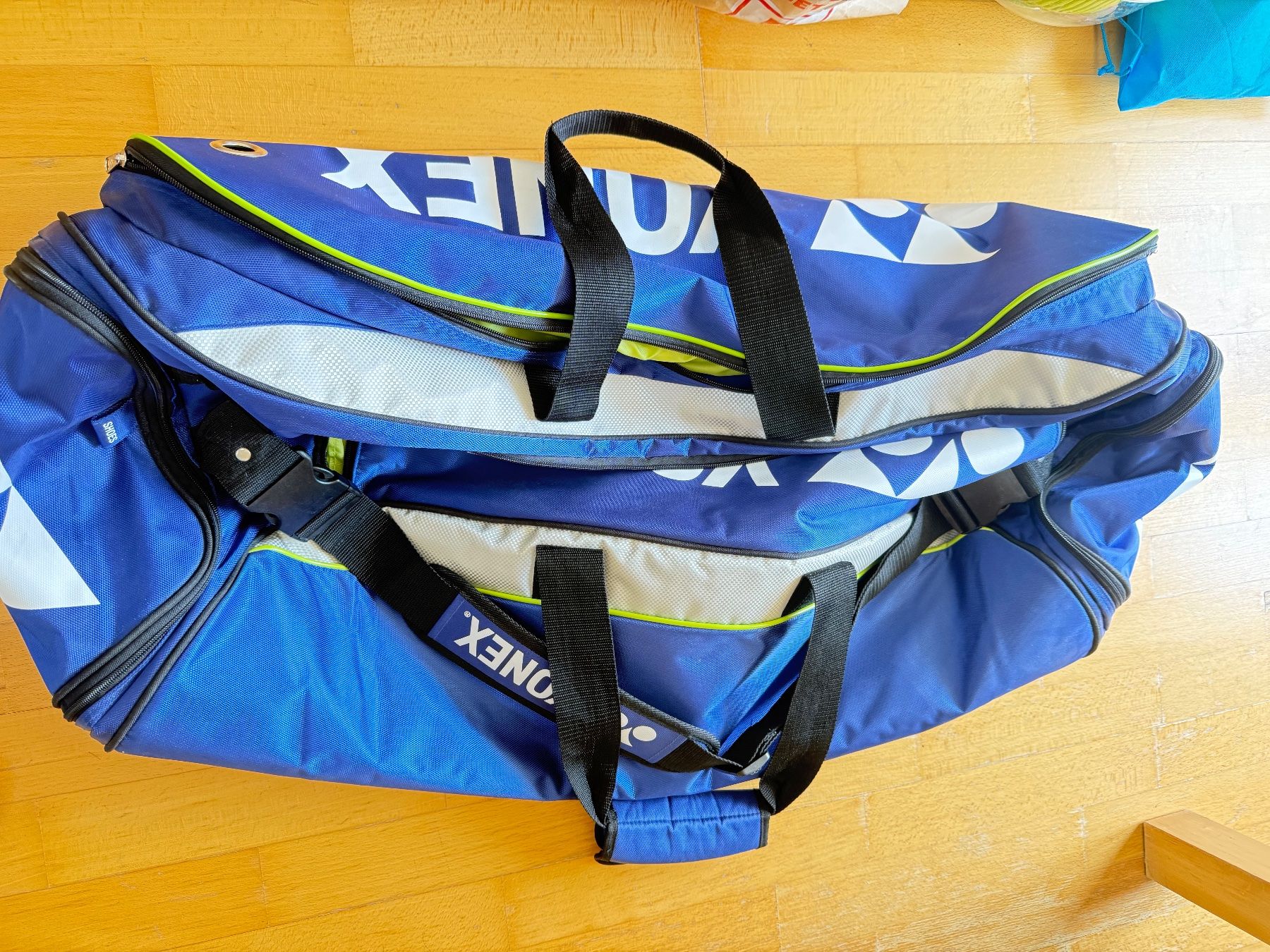 Yonex Borse: Yonex Sporttasche blau – Nuovo (secondo la descrizione) da Birmenstorf AG venduto da qiz_w9gd