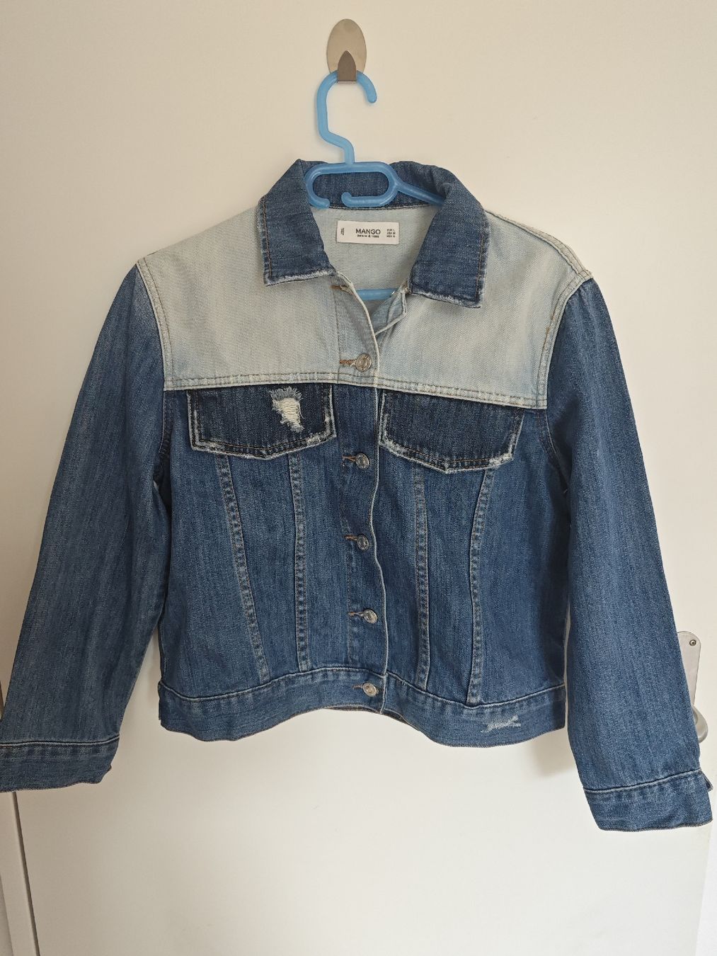 Mango Vestes: Jeansjacke Mango – Neuf (Voir description) à Sissach par sasocla