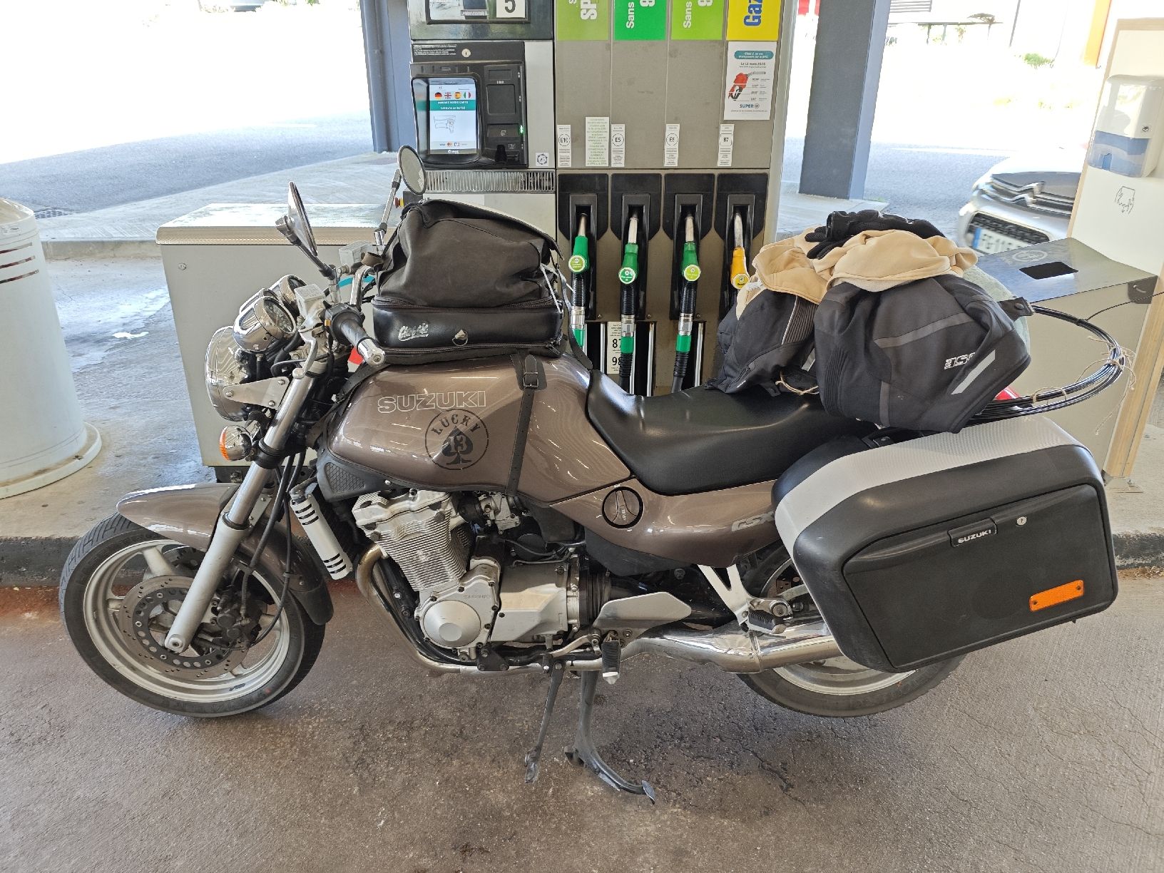 Suzuki Strada: GSX 1100 G  – Usato da St-Sulpice VD venduto da flowwolf7 5