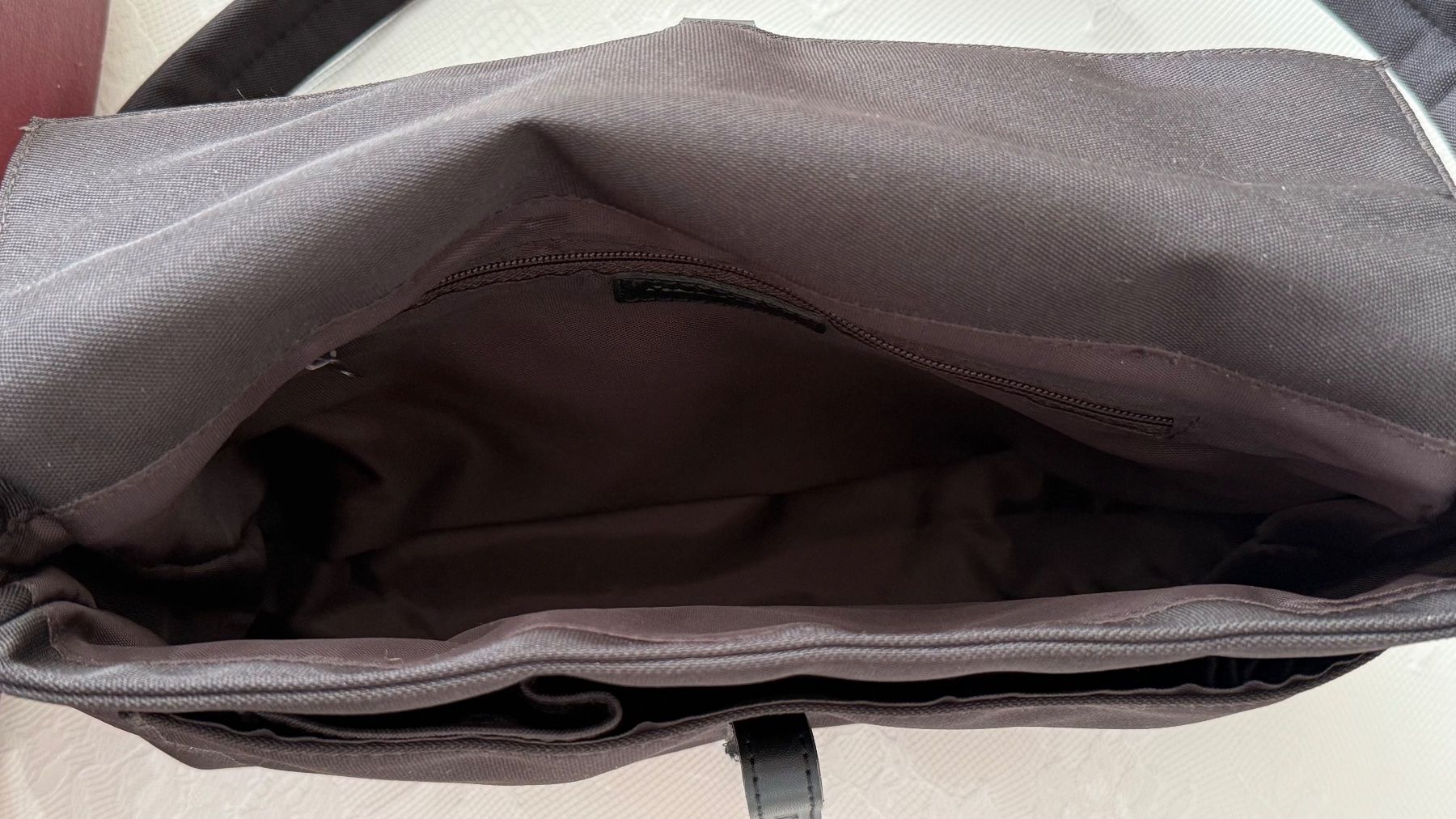 Borse da donna: Borsa Azzaro nera – Usato da Breganzona venduto da mas_tv72 4