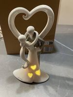 Porzellanfigur „Verliebtes Paar“mit Licht