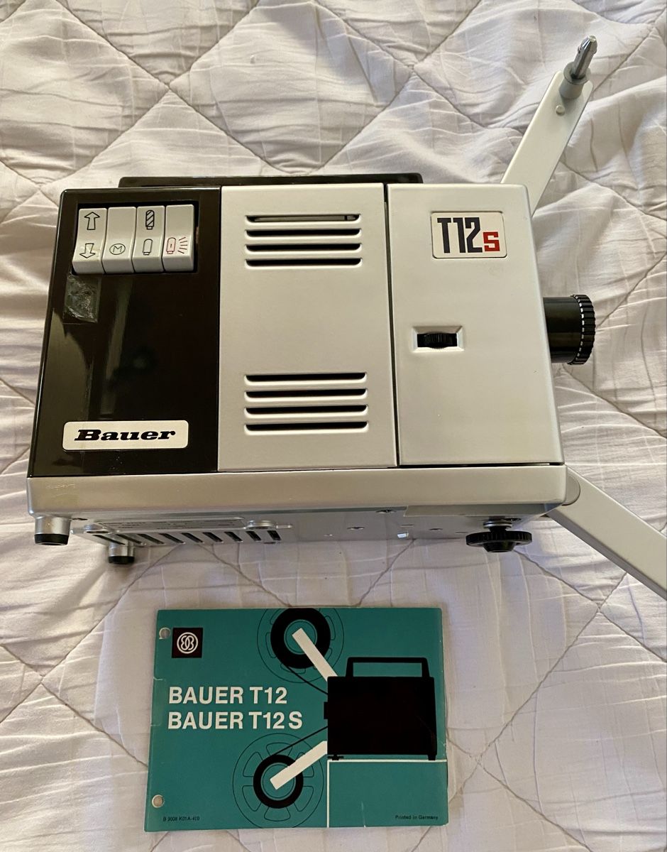 Filme: Bauer T12s Projektor mit Anleitung – Gebraucht aus Muri b. Bern von Chrigubern 1