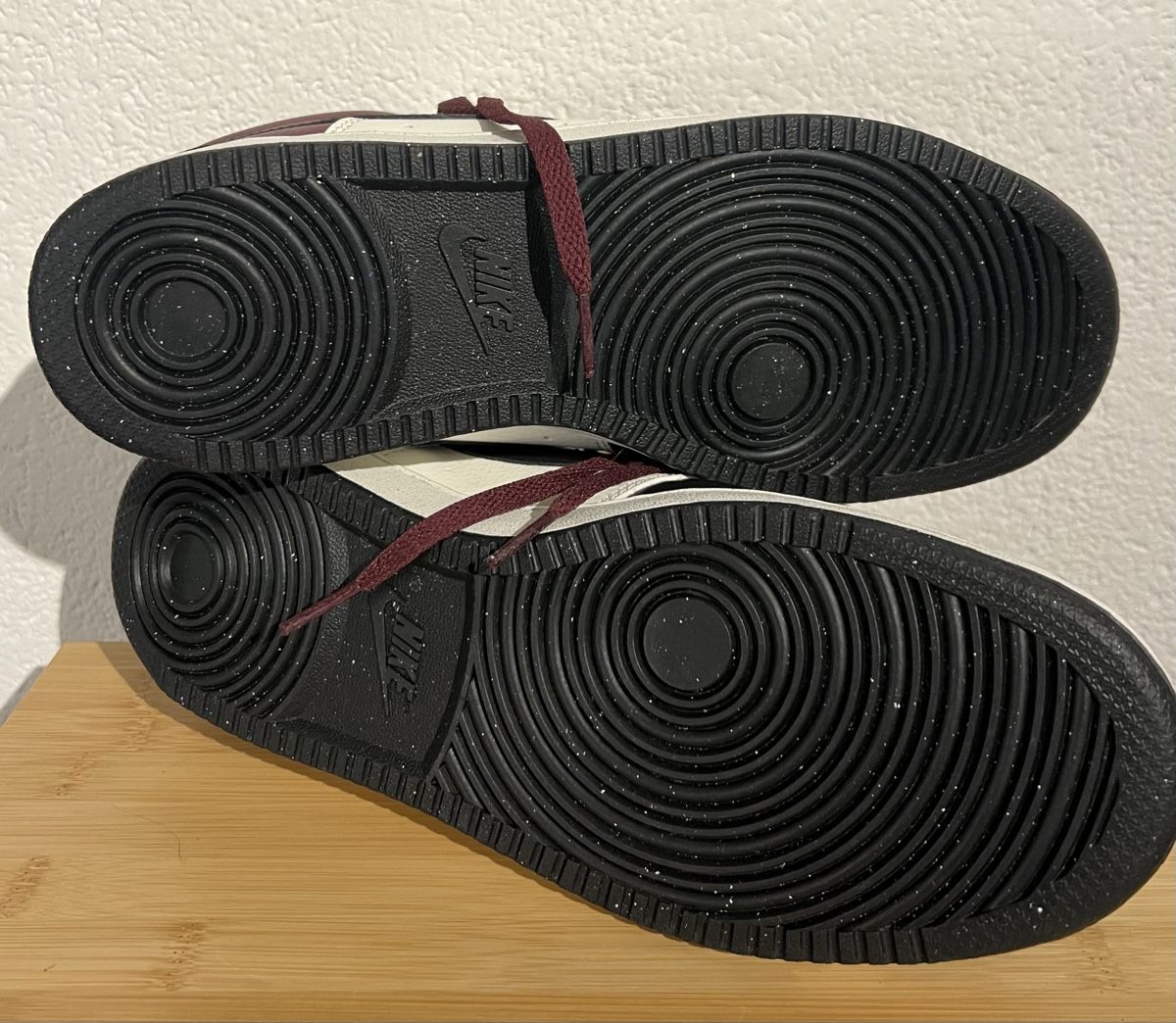 Nike Herrenschuhe: Baskets Nike, T 42.5 – Neu (gemäss Beschreibung) aus St-Pierre-Clages von ste_xk6p 8