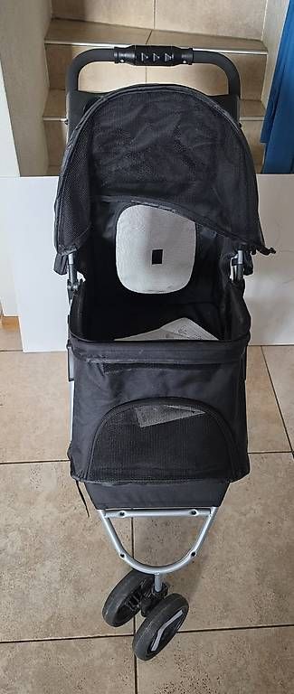 Kinderwagen: Poussette  – Gebraucht aus Chézard-St-Martin von loya25