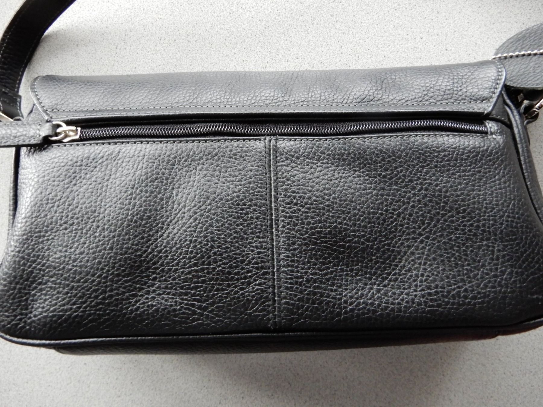 Picard Borse da donna: Picard Handtasche schwarz, Leder – Usato da Burgdorf venduto da Liss 3