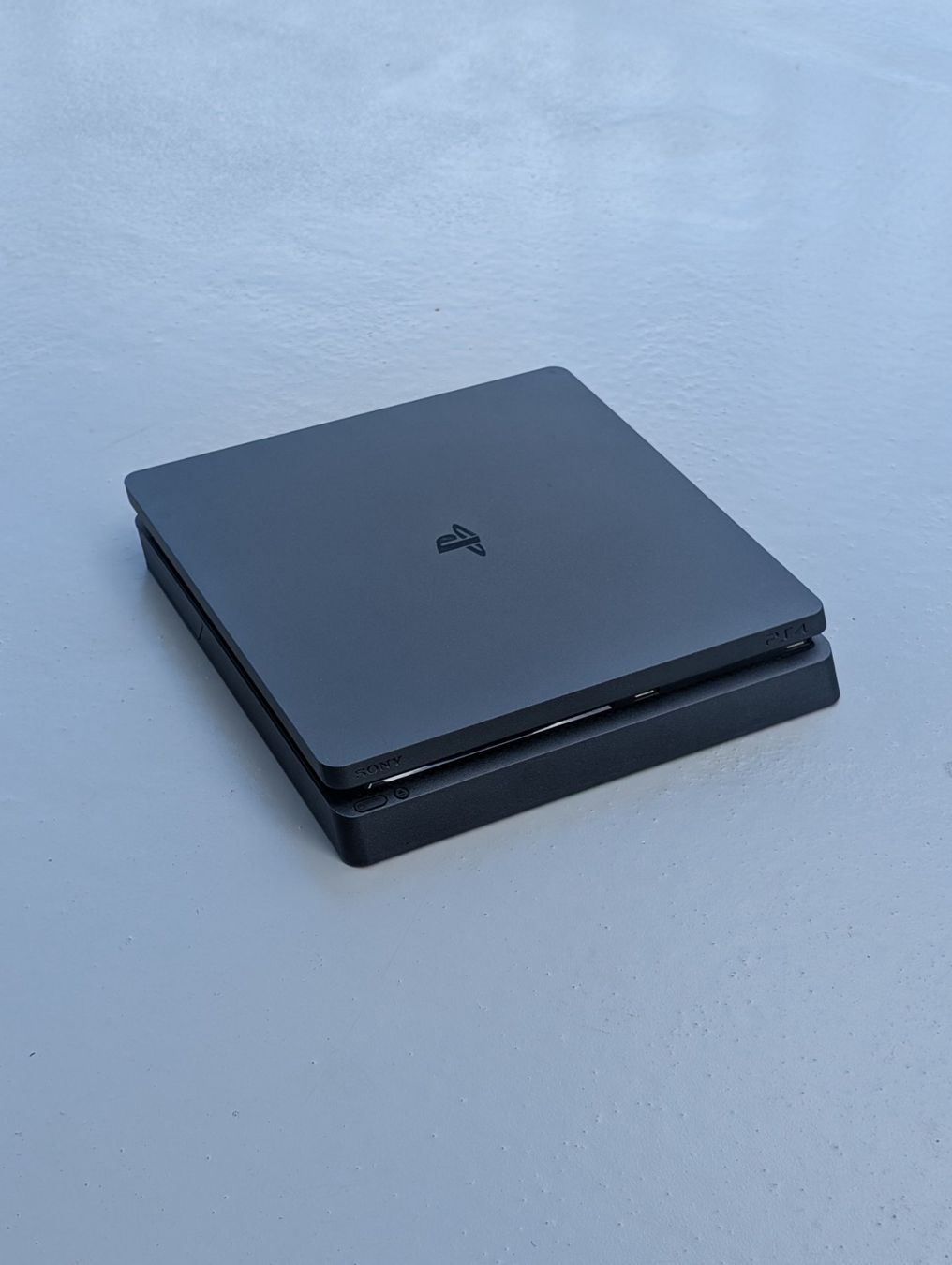 Sony Consoles: PlayStation 4 Slim 1TB + 16 Spiele – D'occasion à Gümligen par yasko_s1907 1