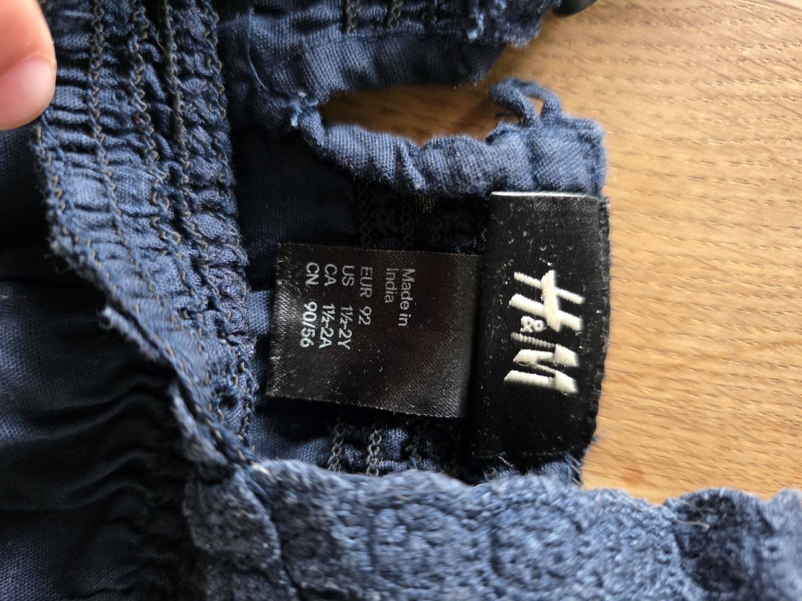 Blusen, T-Shirts & Tops: Kinder Bluse H&M Grösse 92cm – Gebraucht aus Altstätten SG von Carrybones 2