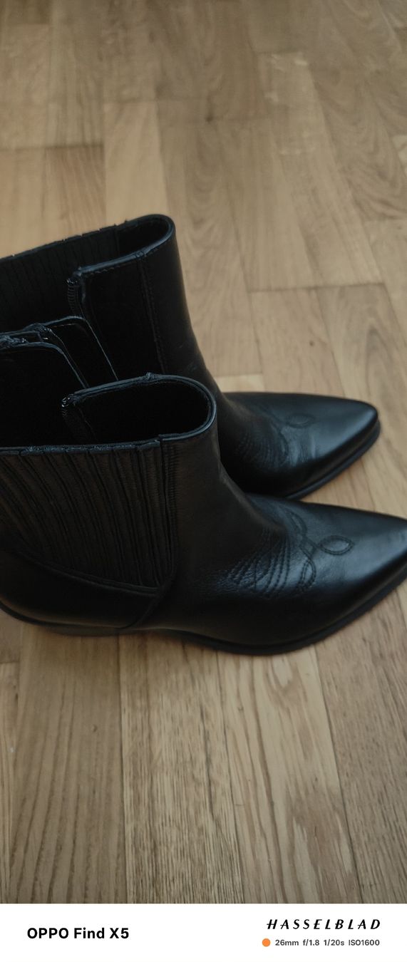 Damenschuhe: Damen Lederschuhe Gino Rossi Originale Grösse 37 – Gebraucht aus Unterentfelden von igs_nj72