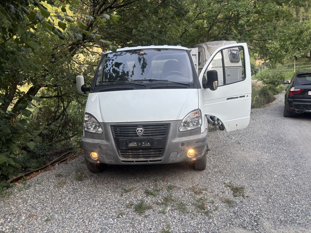 Veicoli commerciali: Camionnette 4x4 avec boîte réduction – Usato da Saxon venduto da Del_ia 2