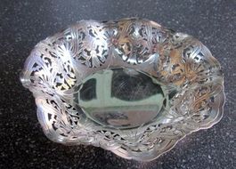 Kleine versilberte Durchbruchschale, Wolff Pforzheim, Punze