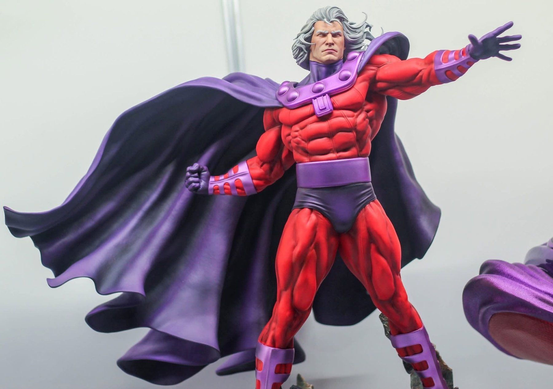 Sculture & Statue: Sideshow Magneto + Accessoires – Usato da Niederrohrdorf venduto da elwey 3