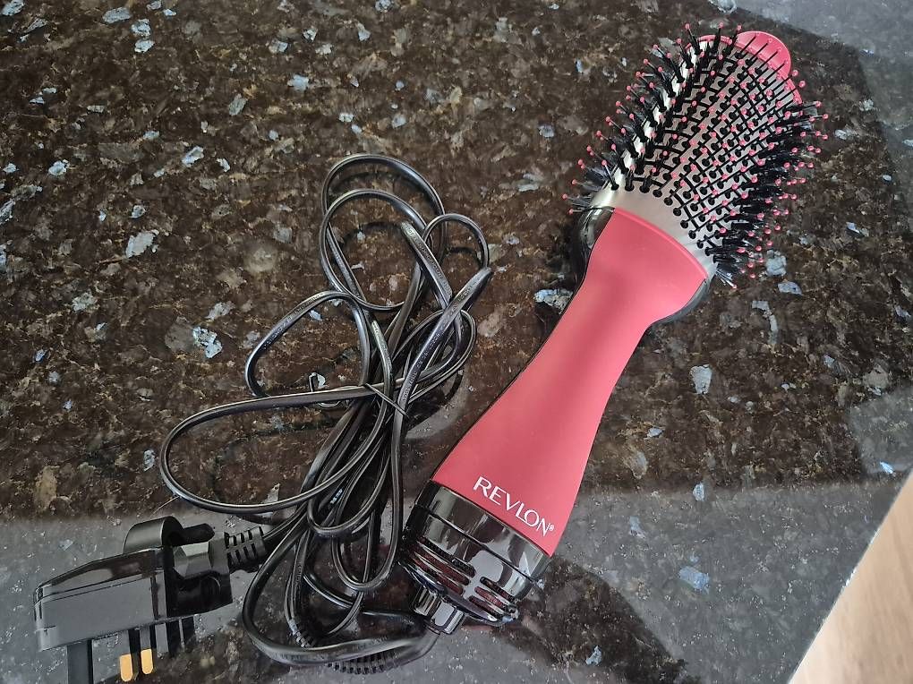 Fers à boucler & lisser: Haarstyling-Gerät Revlon – Neuf avec emballage d'origine à Buchs ZH par caro0310