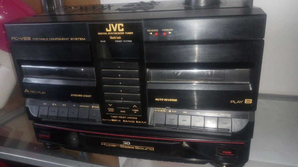 JVC Multimediaplayer & Streamer: JVC PC-V88 Ghettoblaster - Retro Sound für Sammler! – Gebraucht aus Belp von Guadalupe84