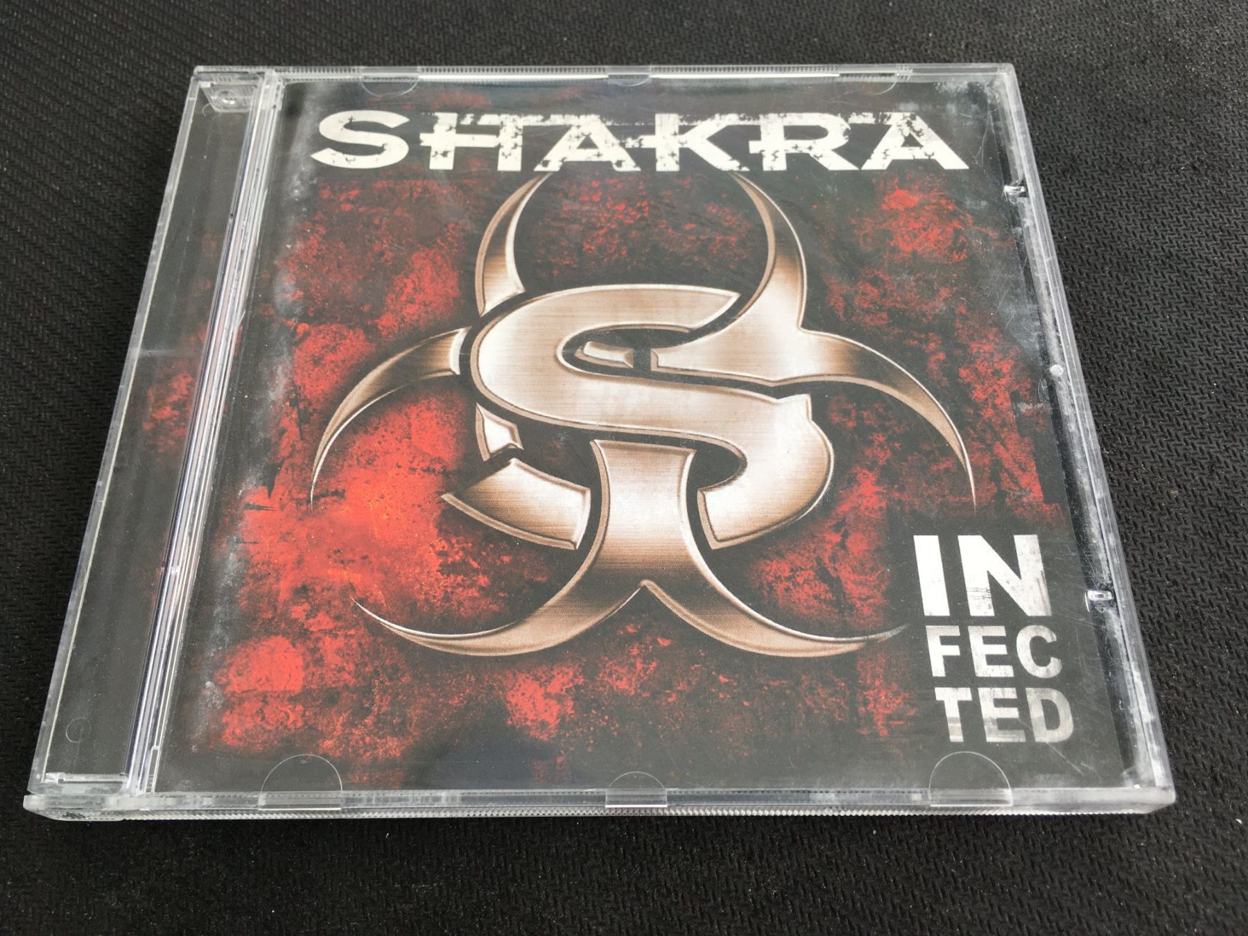 CD: Shakra - Infected -CD- – Usato da St.Gallen venduto da MedienJoe