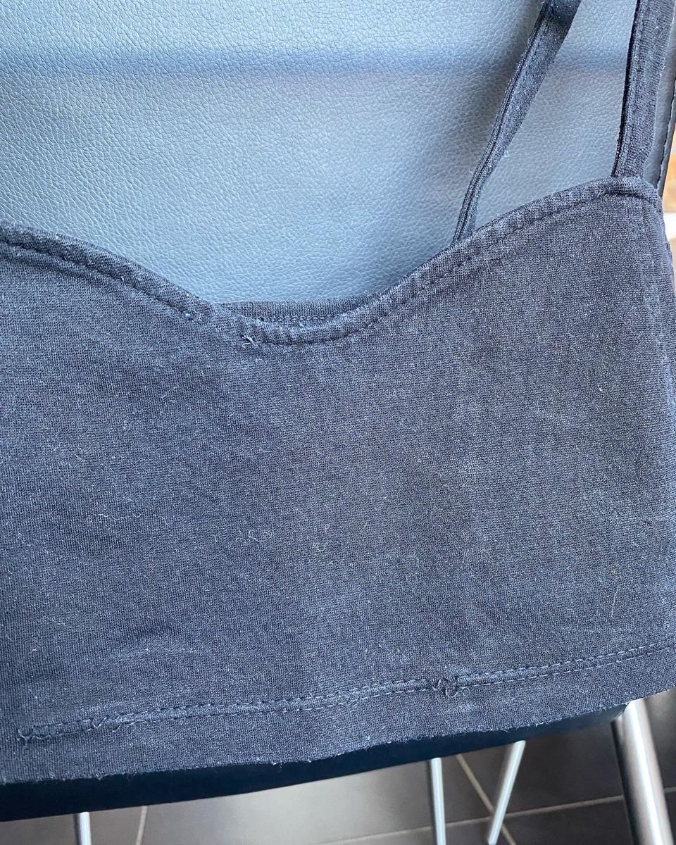 Brandy Melville Top: Top brassière noir Brandy Melville – Usato da Mathod venduto da Alice977 1