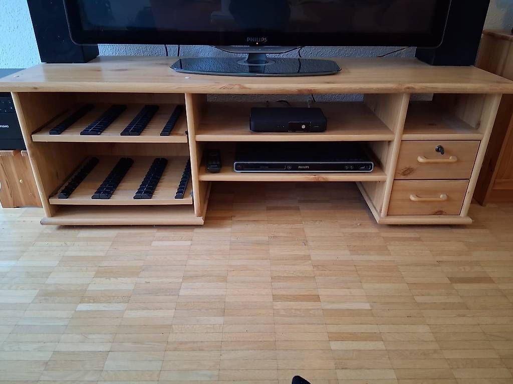 TV Möbel: TV-Möbel – Gebraucht aus Horgen von cla_bv5q