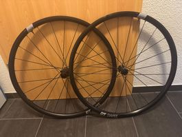 DT Swiss G 1800 Laufradsatz 29"