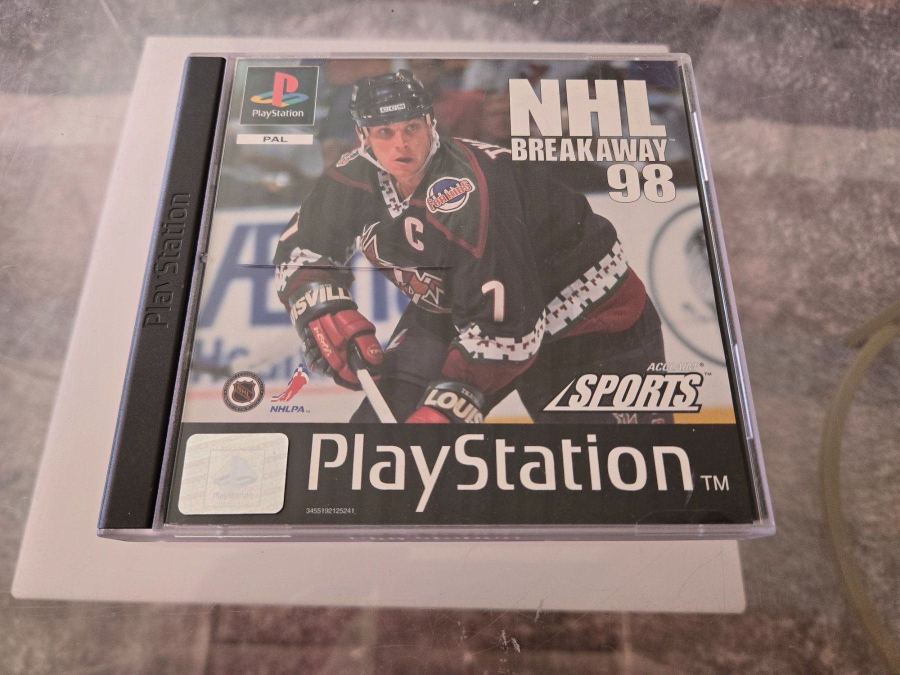 Giochi: NHL Breakaway 98 PS1 – Usato da Bussigny venduto da Kfdlt