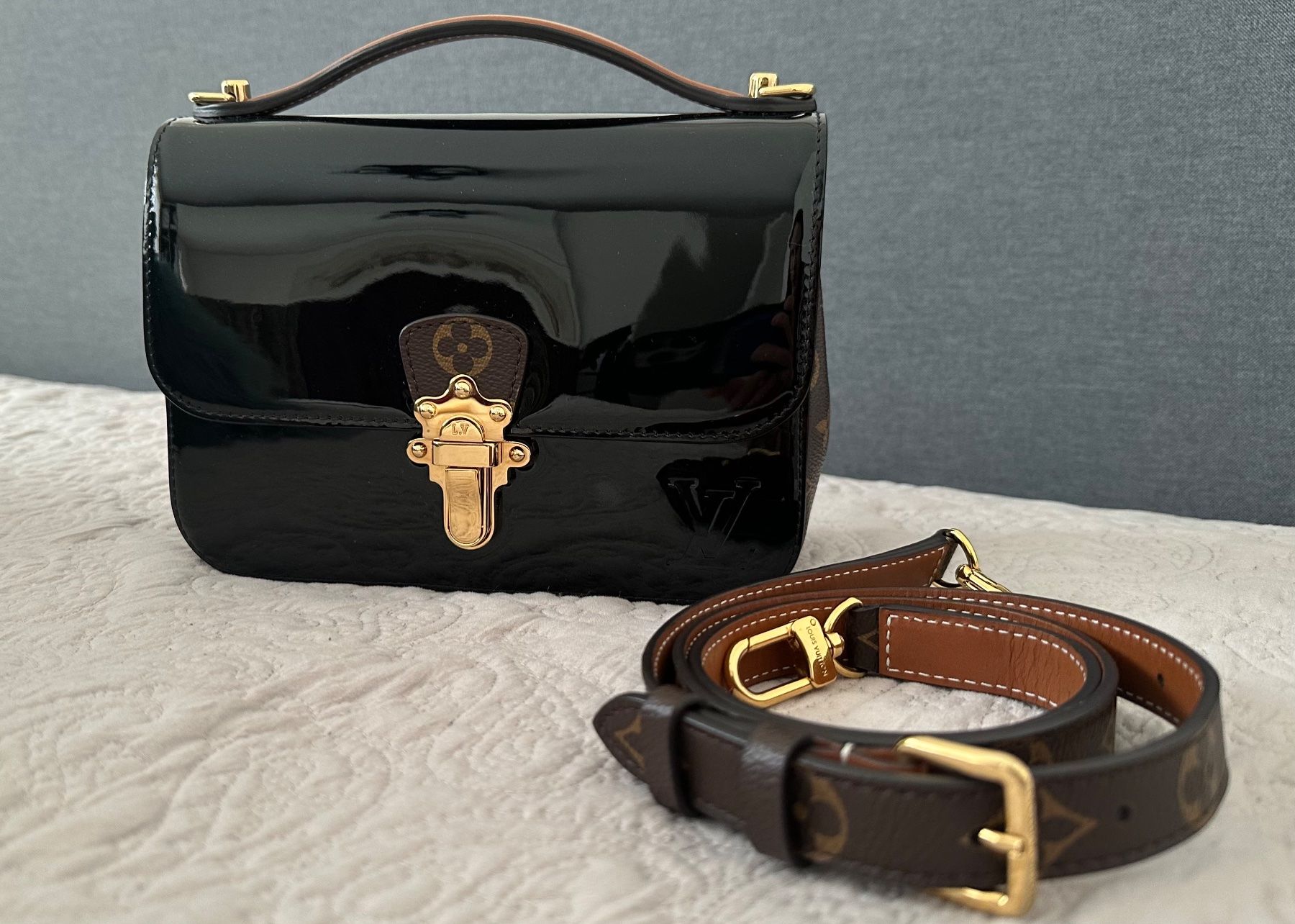 Louis Vuitton Taschen für Damen: Louis Vuitton Tasche BB Vernis Damen Schwarz – Gebraucht aus Zürich von dr.sisi 8