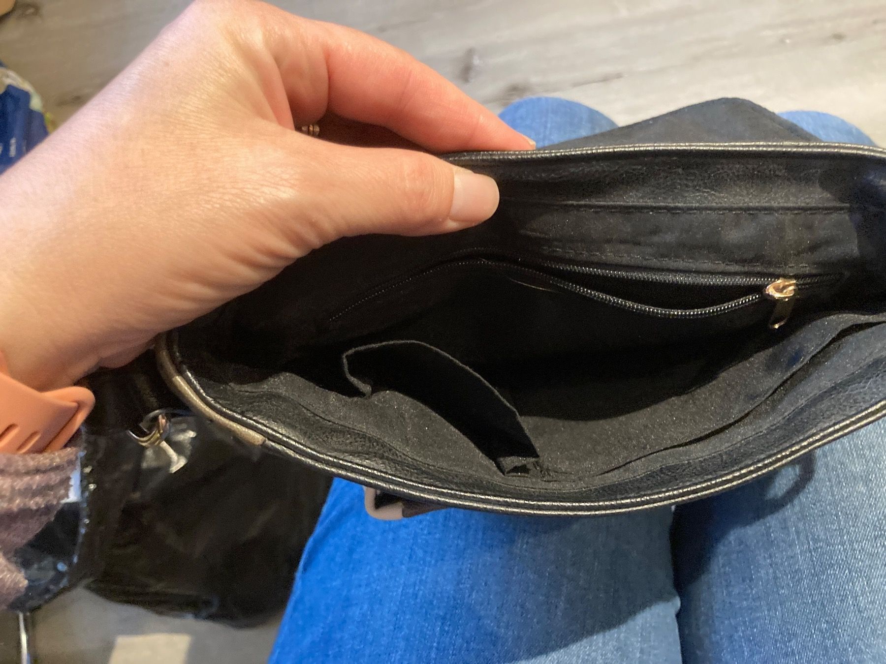 Taschen für Damen: Handtasche – Gebraucht aus Gelterkinden von froggy80 4