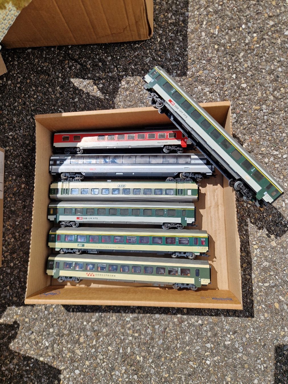 Märklin Modellini di ferrovie: Märklin HO Restposten – Usato da Jona venduto da CPeti 1