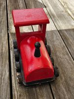 Rote Holz Lokomotive Unikat - Holzspielzeug