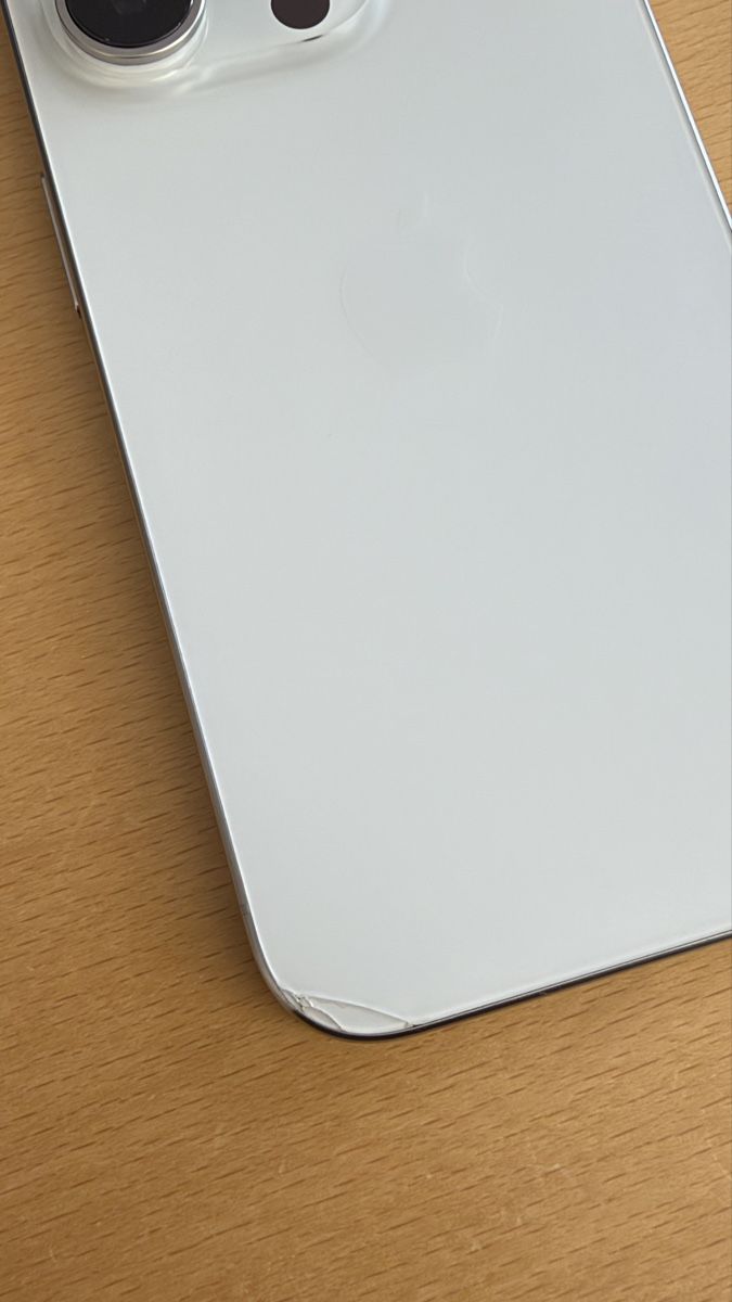 Apple Portables: iPhone 15 Pro – D'occasion à Bad Ragaz par samira.b05 3