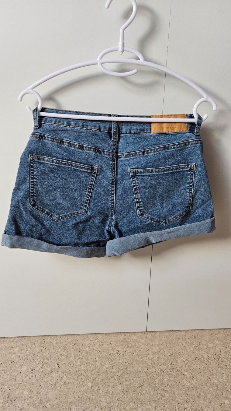 Jeans: Jeans-Shorts , Noisy May – Usato da Münchenbuchsee venduto da Yothu 1