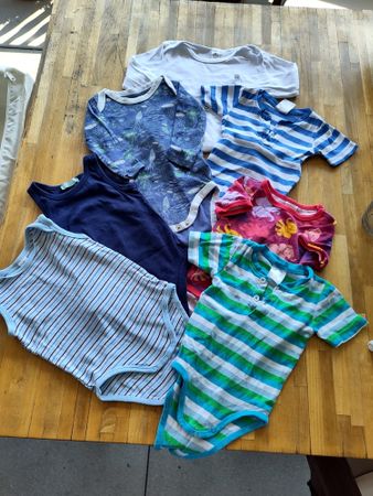 7 Bodies Gr 74-80 (eher 74 als 80)