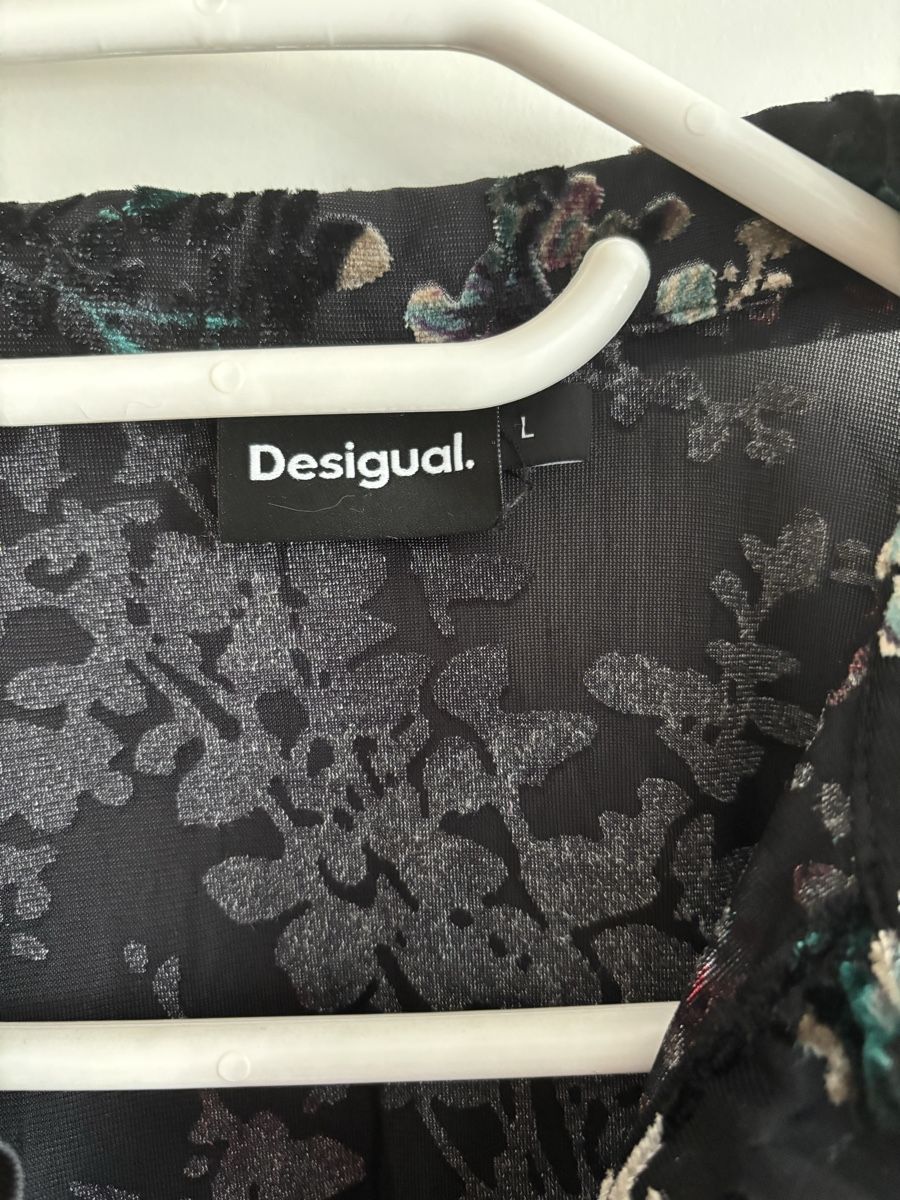 Desigual Blusen: Desigual Bluse – Gebraucht aus Schaffhausen von Atlas110 2
