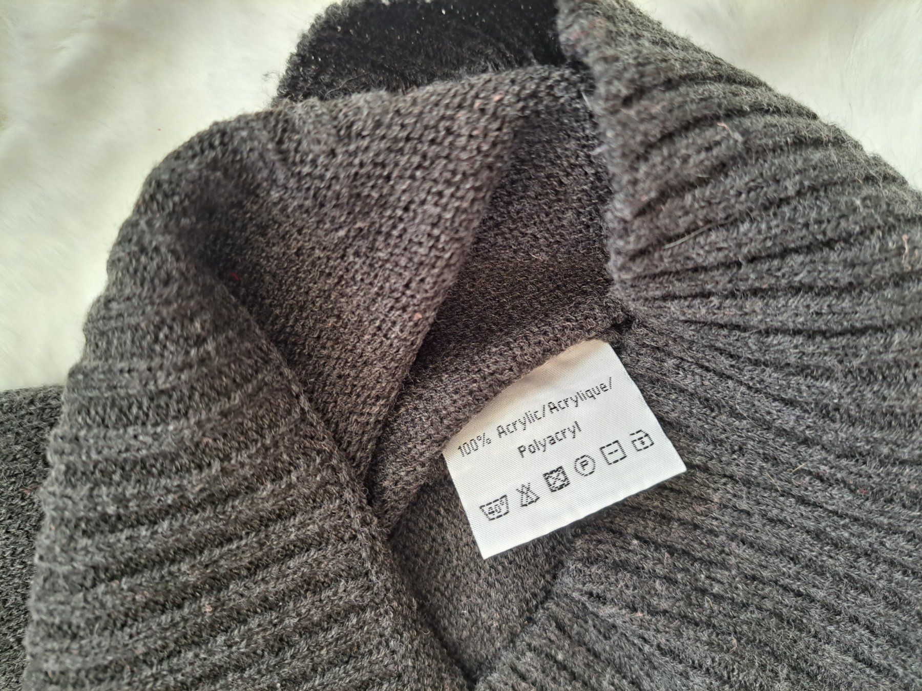 Pullover & Sweatshirts: Pull sans manches femme - Neuf -Taille S /Rollkragenpullover – Neu (gemäss Beschreibung) aus Petit-Lancy von ChezBerti 3