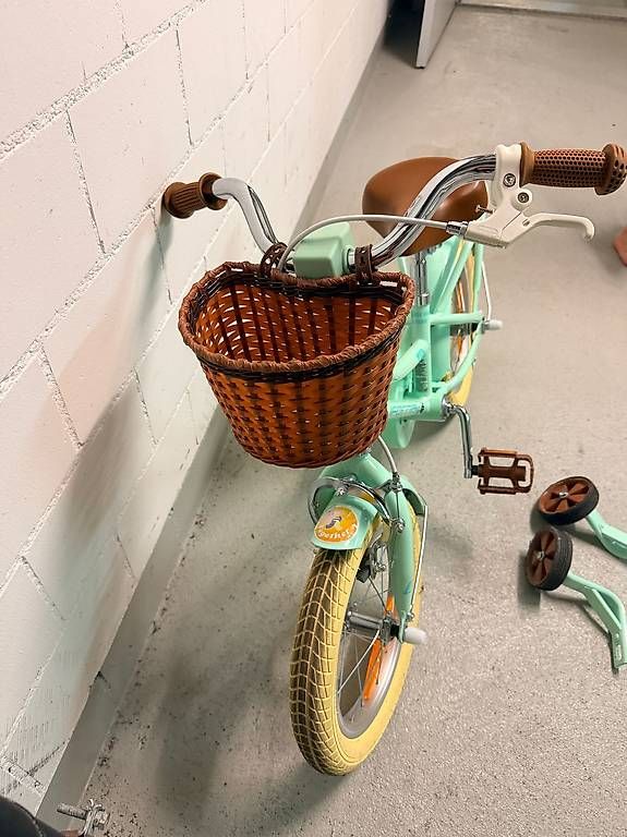 Velos: Kindervelo  – Gebraucht aus Glarus von cac_p8n6