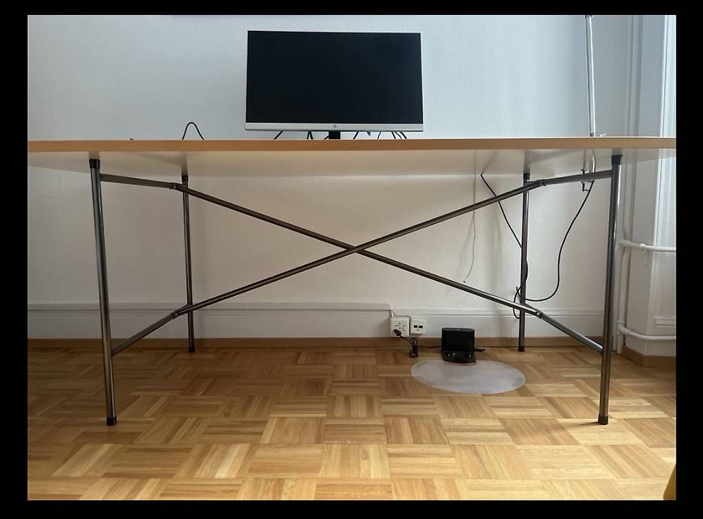 Schreibtische: Egon Eiermann table imitation – Gebraucht aus Genève von bia_h97x