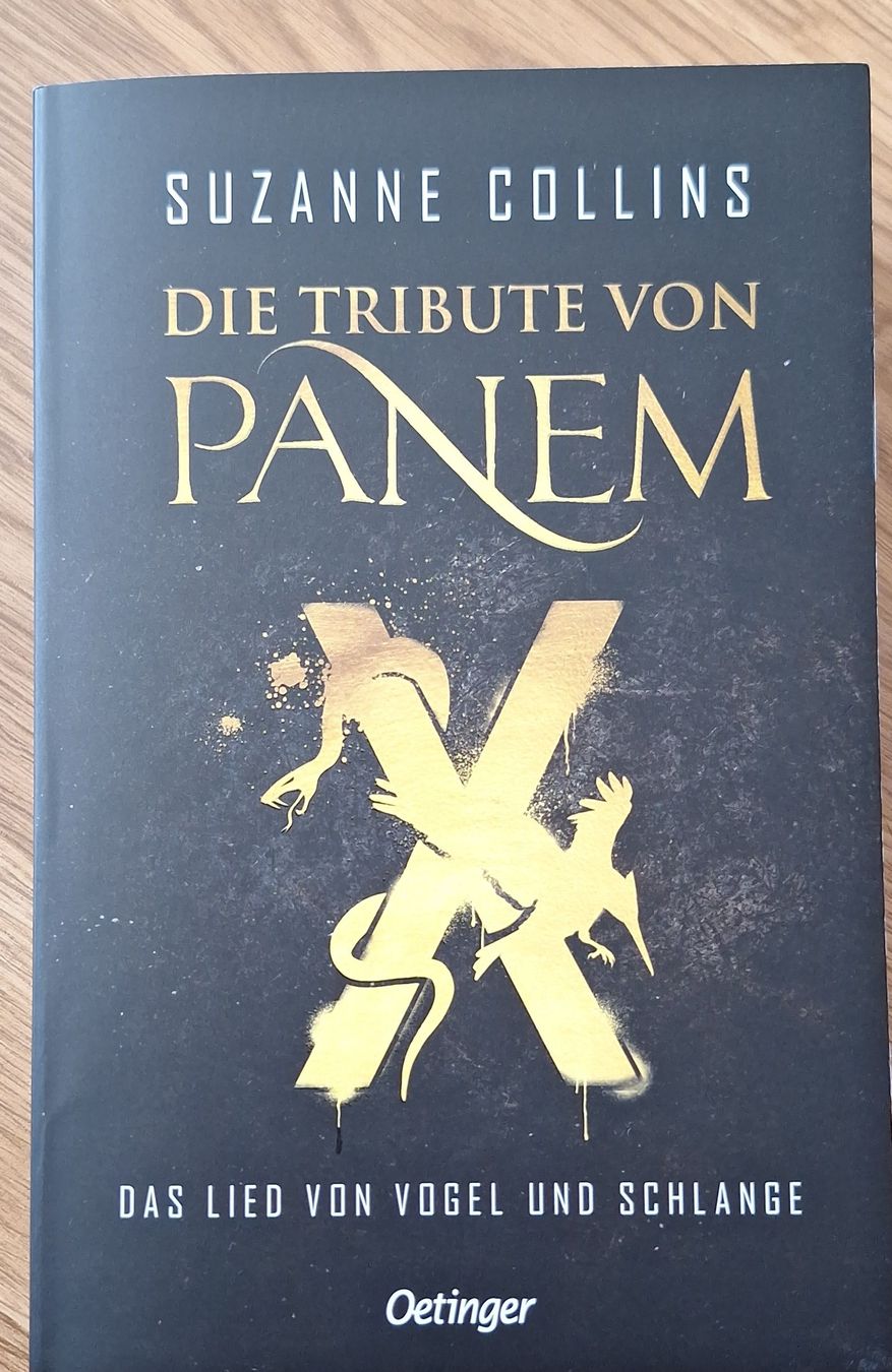 Libri: Die Tribute von Panem: Das Lied von Vogel & Schlange – Usato da Reinach AG venduto da beatbox1977