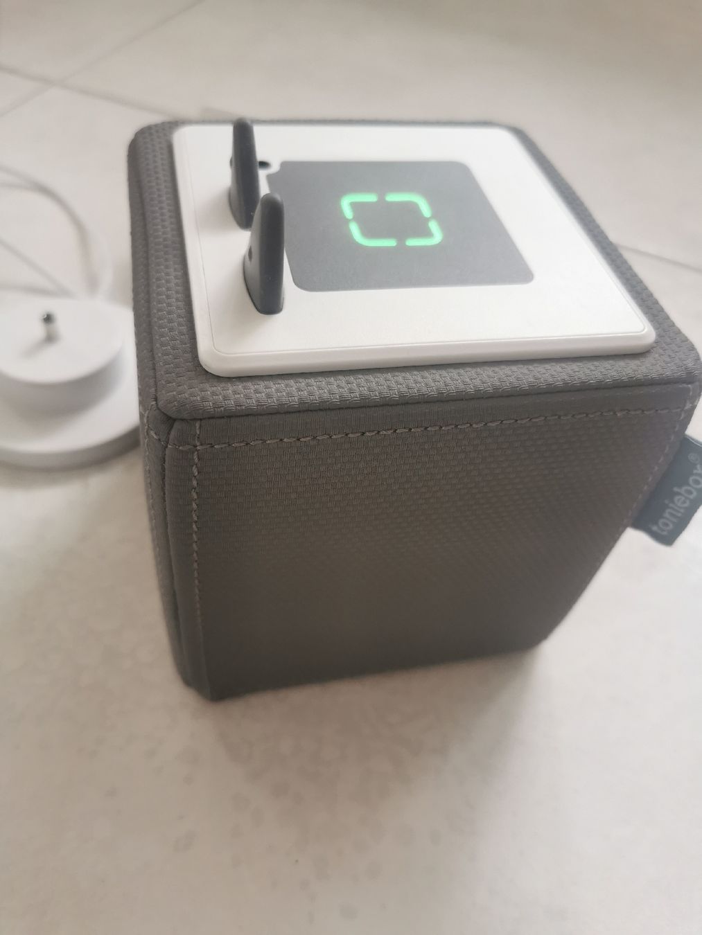 Tonies Giocattoli: Graue Anthrazite Toniebox mit neuem Akku – Usato da Brunnen venduto da JJaime 4