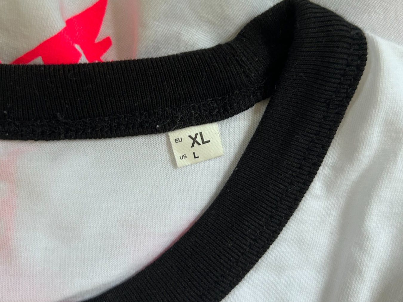 Cos T-shirt: Stanley/Stella T-Shirt – Usato da St. Gallen venduto da look-twice 4