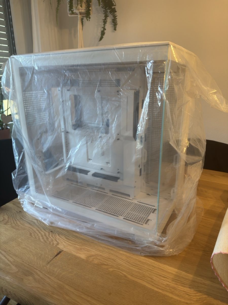 NZXT Custodie: NZXT H9 Flow Gehäuse weiss-TOP! – Usato da Ermensee venduto da Joao_ 6