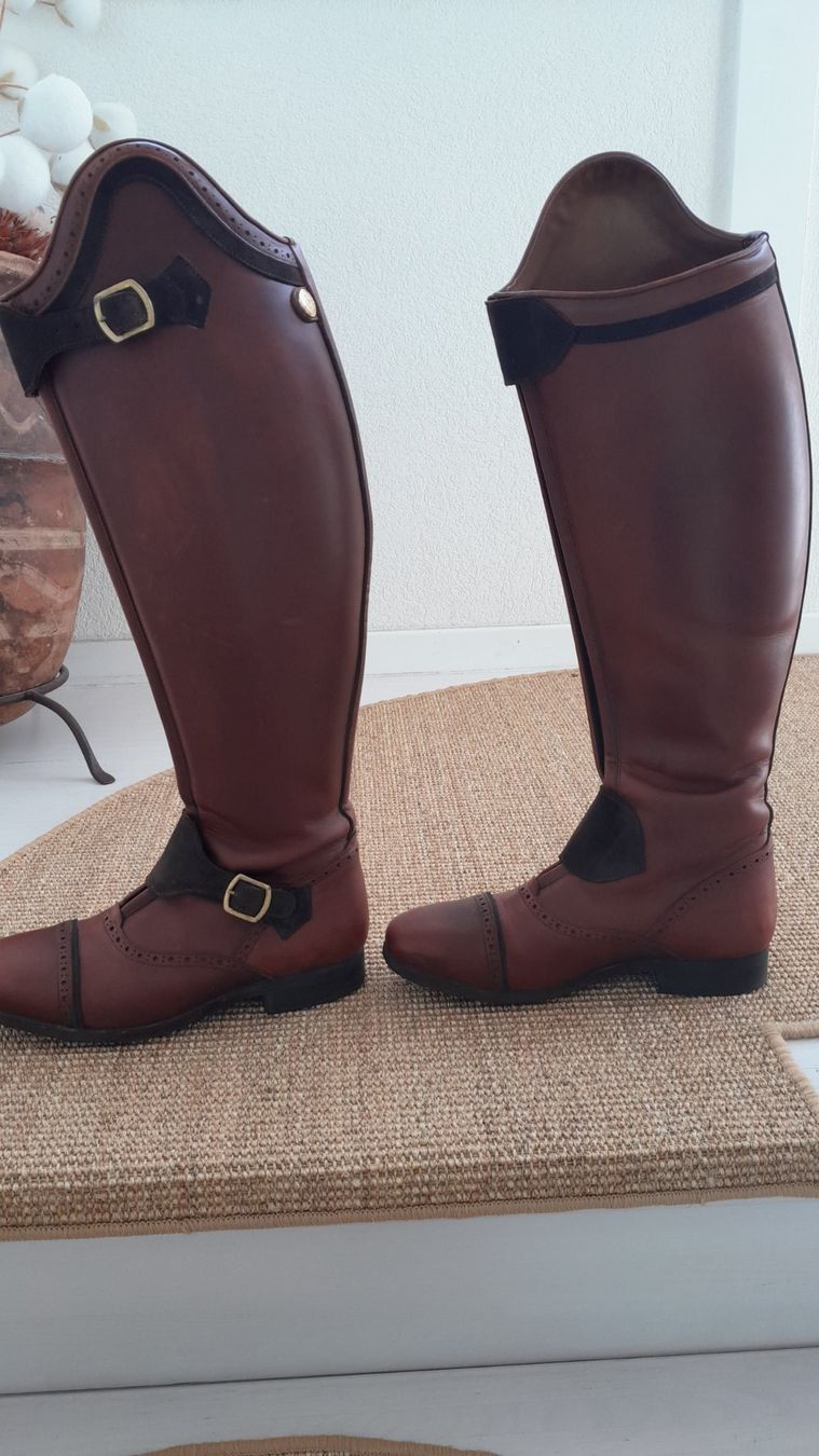 Scarpe da donna: Bottes Céléris – Usato da Grimisuat venduto da Loulou03 3